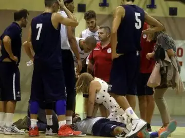 Pagani sufrió un paro cardíaco en medio de la cancha Pagani sufrió un paro cardíaco en medio de la cancha