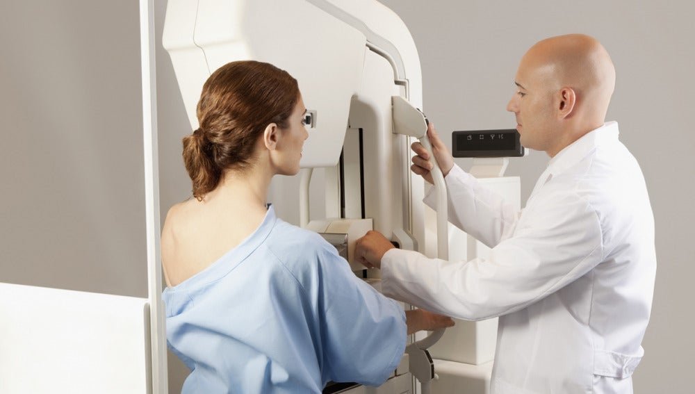 Mamografías a los 35 años: la propuesta de los ginecólogos españoles ante el aumento de casos