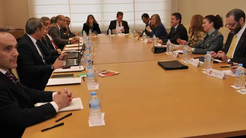 Ponle Freno reúne a su comité de expertos En la sede de Atresmedia