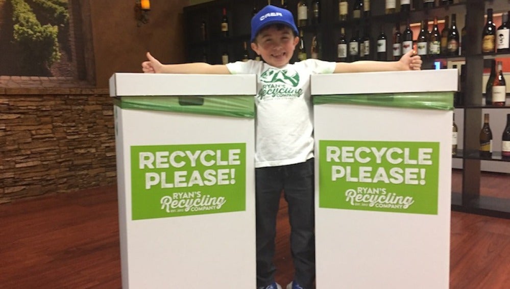 Un niño ahorra 10.000 dólares para la Universidad gracias al reciclaje