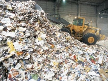 Los españoles reciclan un 71% del papel y cartón consumido en 2016