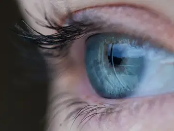 Conocer los factores que pueden propiciar el desprendimiento de retina es fundamental Conocer los factores que pueden propiciar el desprendimiento de retina es fundamental
