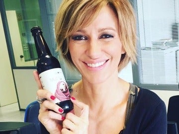 Susanna Griso se suma a la iniciativa de la cerveza Mustache contra el abandono de galgos Susanna Griso se suma a la iniciativa de la cerveza Mustache contra el abandono de galgos