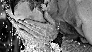 Ola de calor. Protégete tú y protege a los tuyos Ola de calor. Protégete tú y protege a los tuyos
