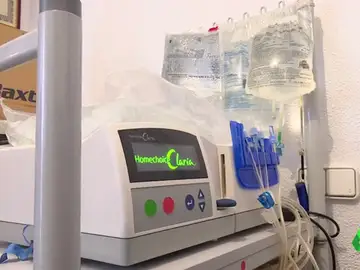 La hemodiálisis domiciliaria: el nuevo sistema que permite a pacientes renales tratarse sin salir de casa La hemodiálisis domiciliaria: el nuevo sistema que permite a pacientes renales tratarse sin salir de casa