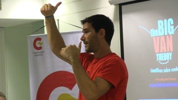El físico y youtuber español Javier Santaolalla