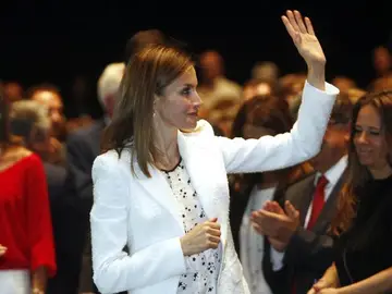 Letizia Ortíz preside el acto de la AECC Letizia Ortíz preside el acto de la AECC