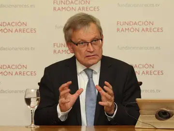 Carl-Henrik Heldin: "Espero que unos años haya más mujeres ganadoras del Nobel" Carl-Henrik Heldin: "Espero que unos años haya más mujeres ganadoras del Nobel"