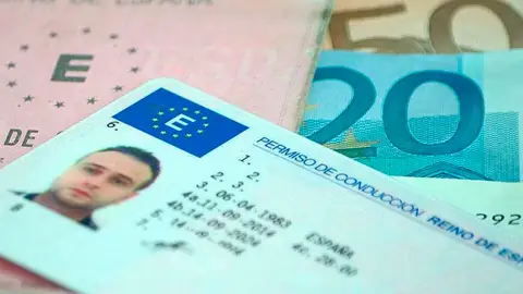 Bruselas pide la retirada del carnet de conducir de forma efectiva. Puntos carnet de conducir