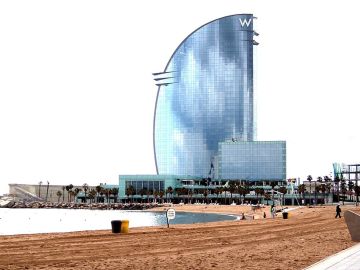 Ocho nuevos arrecifes para potenciar la biodiversidad marina en el litoral metropolitano de Barcelona