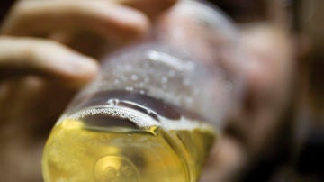 El alcohol mata a mas de tres millones de personas al ano la mayoria hombres