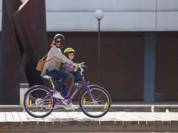 Sillita delantera para niños en la bici