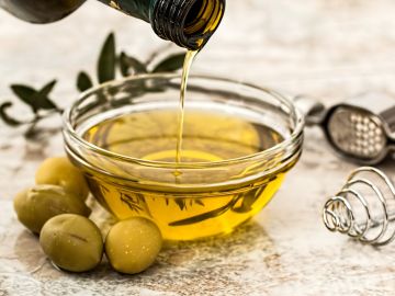 El aceite de oliva ofrece dos poderosas armas contra la resistencia bacteriana