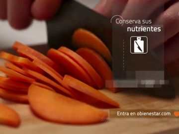 Pela las verduras poco antes de cocinarlas Pela las verduras poco antes de cocinarlas