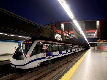 Imagen de archivo de un tren de Metro de Madrid