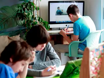Niños y adolescentes Niños y adolescentes