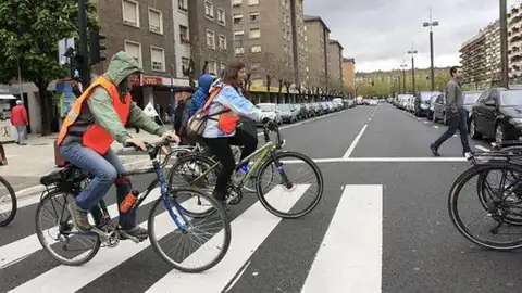 Denuncia recibida Carril bici en el paso de peatones
