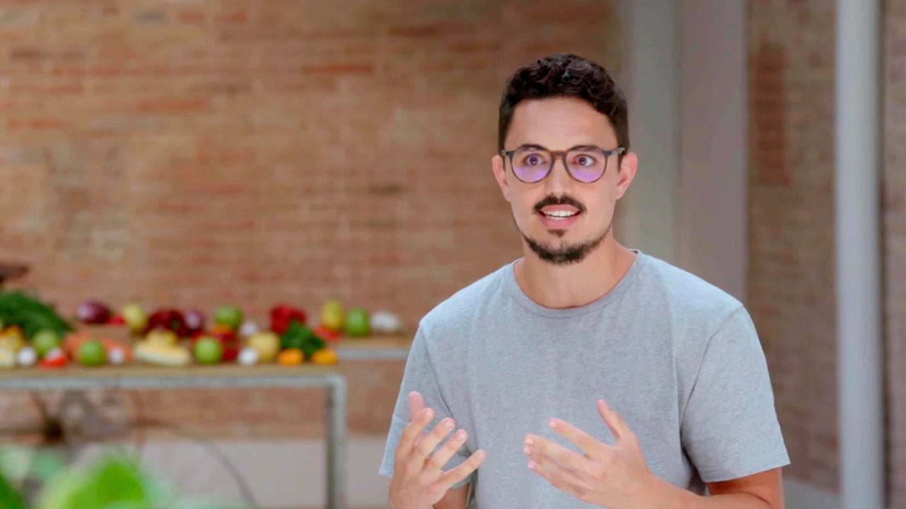 Carlos Ríos "La clave de una buena alimentación es basar nuestra dieta