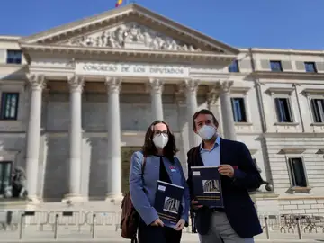 Ciencia en el Parlamento se reúne con la presidenta del Congreso Ciencia en el Parlamento se reúne con la presidenta del Congreso