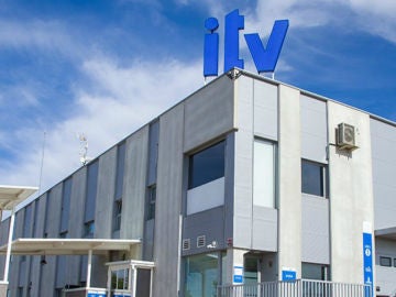 Casi seis millones de vehículos circulan con la ITV caducada en nuestro país