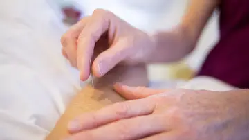 Como piensan las personas que recurren a pseudoterapias sin evidencia cientifica Como piensan las personas que recurren a pseudoterapias sin evidencia cientifica