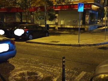 Paso de peatones desdibujado en Sevilla