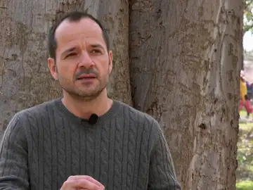Ángel Martín sobre 'Por si las voces vuelven': "Creo que te sirve para darte cuenta de que te está pasando algo" Ángel Martín sobre 'Por si las voces vuelven': "Creo que te sirve para darte cuenta de que te está pasando algo"