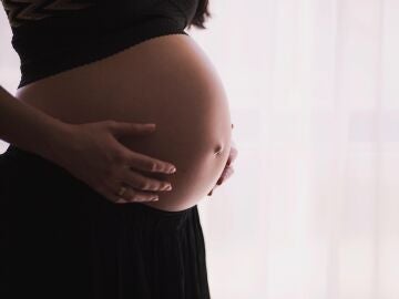 Descubren cambios en el neurodesarrollo de los bebés expuestos a la Covid-19 durante el embarazo