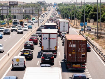 Operación salida de la DGT: cuándo hay menos tráfico? ¿Qué carreteras hay que evitar?