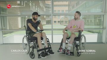  Carlos y Jaime, en silla de ruedas tras un accidente en moto, quieren estudiar y empezar de nuevo 