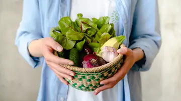 Más del 40% de los españoles afirma no llevar una alimentación saludable Más del 40% de los españoles afirma no llevar una alimentación saludable