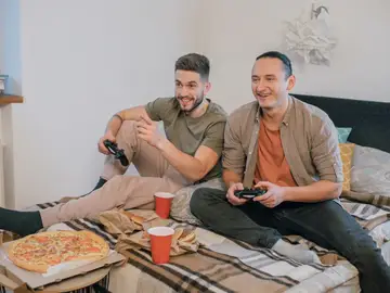 Uno de cada tres españoles consume ultraprocesados tres o más días a la semana Uno de cada tres españoles consume ultraprocesados tres o más días a la semana