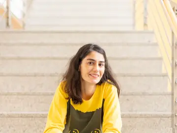 Marta Isasa e Isabel Peset, dos científicas españolas que tras una década en el extranjero vuelven para dirigir las unidades de Proteómica y Microscopía Confocal Marta Isasa e Isabel Peset, dos científicas españolas que tras una década en el extranjero vuelven para dirigir las unidades de Proteómica y Microscopía Confocal