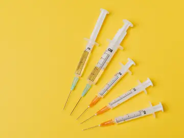 ¿Por qué es recomendable vacunarse del herpes zóster? ¿Por qué es recomendable vacunarse del herpes zóster?