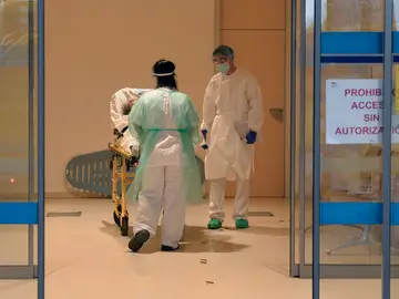 Sanidad se reúne el lunes con las CCAA para abordar medidas frente a la epidemia de gripe Sanidad se reúne el lunes con las CCAA para abordar medidas frente a la epidemia de gripe
