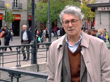 Andrés Trapiello presenta en Me piden que regrese una historia de amor, aventuras y espionaje Andrés Trapiello presenta en Me piden que regrese una historia de amor, aventuras y espionaje