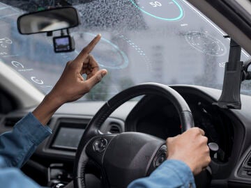 La DGT impulsa el Programa ES-AV para autorizar pruebas de vehículos autónomos en carreteras españolas