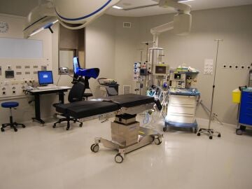 La realidad virtual de una 'startup' malagueña permite una tutorización robótica pionera entre dos hospitales La realidad virtual de una 'startup' malagueña permite una tutorización robótica pionera entre dos hospitales