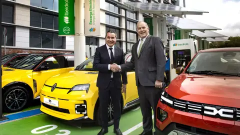 Iberdrola y Renault Group firman un acuerdo estratégico para impulsar la transición energética y la electromovilidad Iberdrola y Renault Group firman un acuerdo estratégico para impulsar la transición energética y la electromovilidad