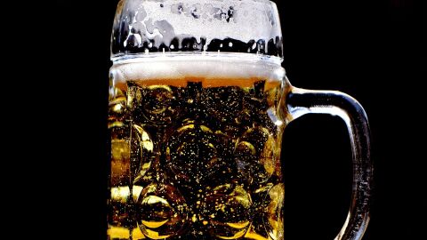 El daño cardiaco también proviene de la conocida “barriga cervecera”