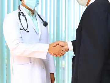 Siete años de terapia CAR-T y la lucha contra el cáncer Siete años de terapia CAR-T y la lucha contra el cáncer