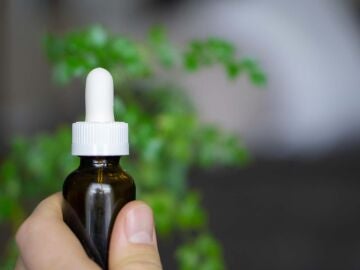 Espa&ntilde;a ampl&iacute;a su lista oficial de pseudoterapias incorporando una de las m&aacute;s populares: la homeopat&iacute;a